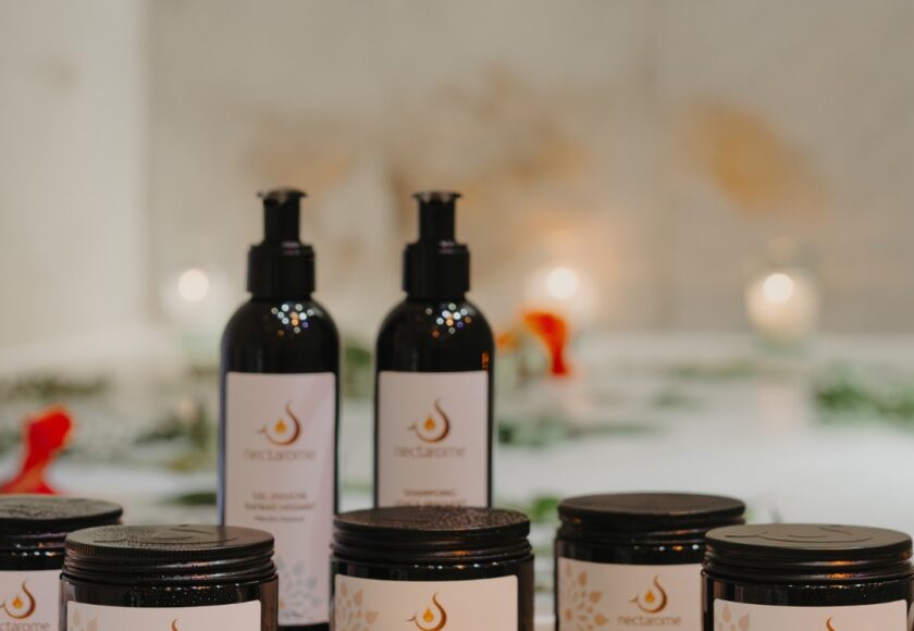 睡眠不足が肌荒れを招く理由と夜のアルガンオイルケア