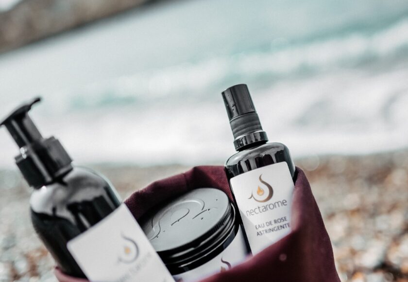 アルガンオイルを化粧水に混ぜて使う方法｜乾燥肌を守る簡単保湿ケア