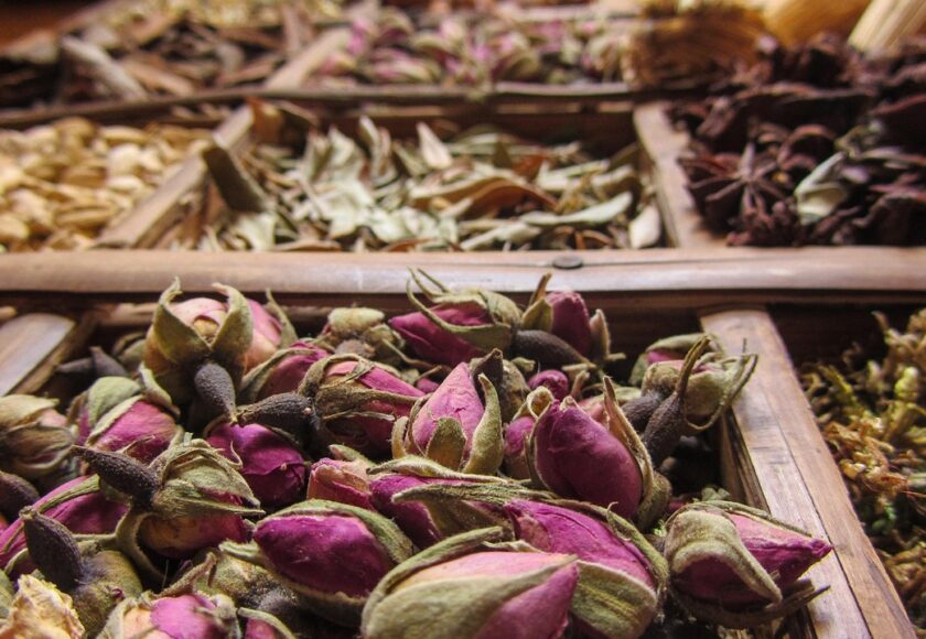 モロッコ女性に学ぶ自然美容｜伝統の6つのセルフケア習慣