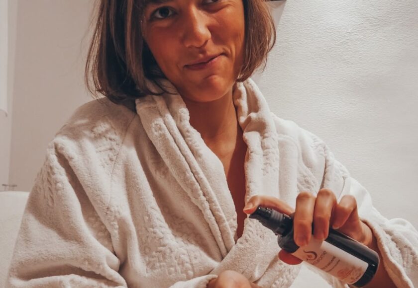 アルガンオイルはくせ毛に効果ある？広がり・うねりを抑える使い方