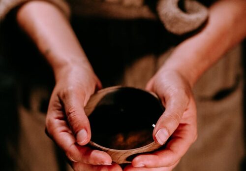 アルガンオイルの匂いで本物か判断できる？香りの特徴と見分け方