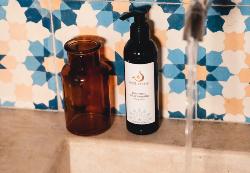 アルガンオイルはニキビ肌でも大丈夫？悪化しない理由と正しい使い方